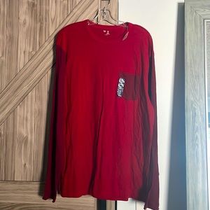 Long sleeve t-shirt